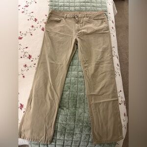 Magellan Men’s Outdoors Khaki Pants Size 38 x 32L